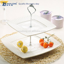 Forme carrée Jolie conception Assiette de gâteau en porcelaine blanche à style élégant, deux couches Assiette de fruits